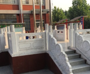 石雕汉白玉栏板 旗台石雕栏杆 公园庭院河道石栏杆