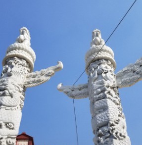 石雕华表浮雕石龙柱文化柱汉白玉花岗岩青石珑铸广场寺庙园林酒店